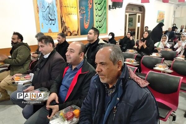 نواختن زنگ انقلاب در آموزش و پرورش رودهن