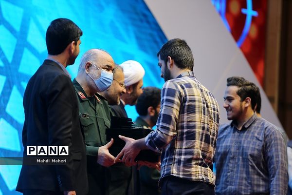 مراسم اختتامیه چهارمین رویداد سراسری تولید محتوای دیجیتال بسیج