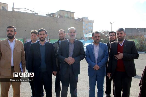 افتتاحیه  نمایشگاه‌های دانش‌آموزی مدرسه انقلاب با حضور وزیر آموزش و پرورش دراسلامشهر