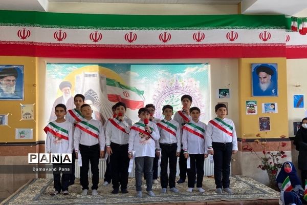 نواخته شدن زنگ انقلاب در دماوند