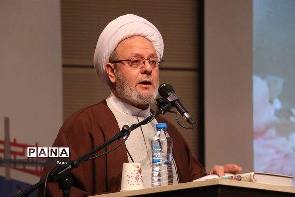 سالگرد دوازدهم بهمن ماه سالروز ورود امام خمینی(ره) به ایران در تبریز