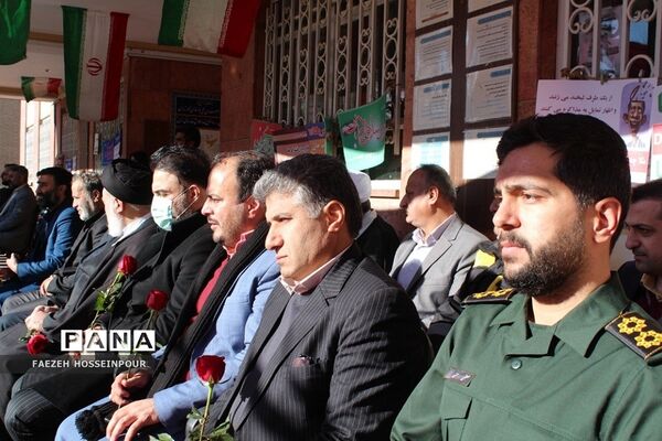طنین گلبانگ انقلاب در بهارستان‌دو