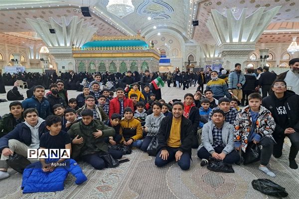 تجدید میثاق دانش‌آموزان منطقه ۱۳ با امام راحل