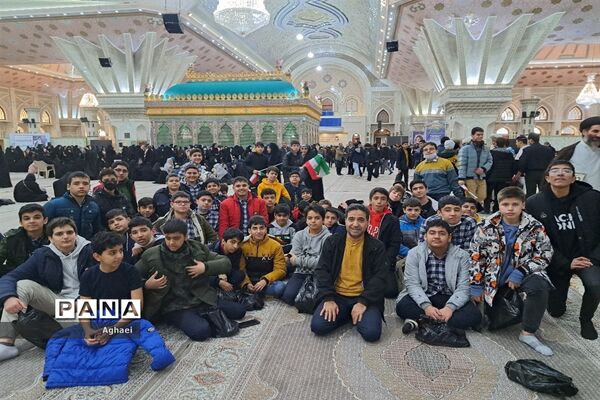 تجدید میثاق دانش‌آموزان منطقه ۱۳ با امام راحل