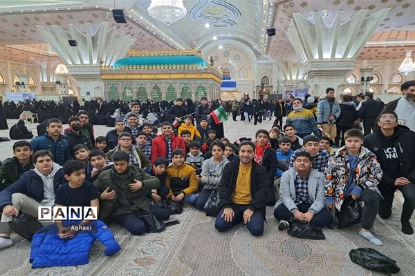 تجدید میثاق دانش‌آموزان منطقه ۱۳ با امام راحل