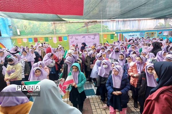 جشن سالروز ورود امام و نواختن زنگ انقلاب در دبستان دخترانه فرهنگ منطقه ۱۳
