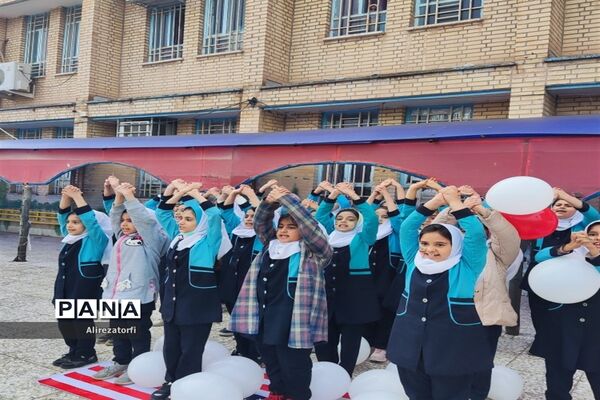 نواختن زنگ انقلاب در دشت آزادگان