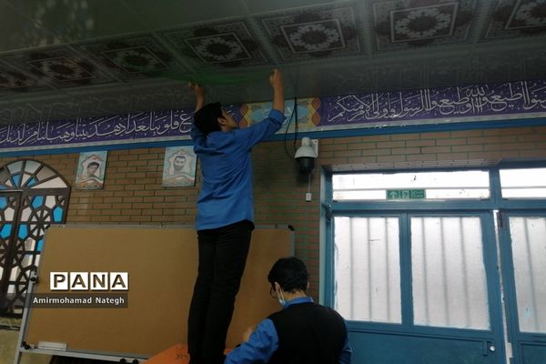 مراسم میلاد حضرت علی (ع) در دبیرستان ۱۷ شهریور