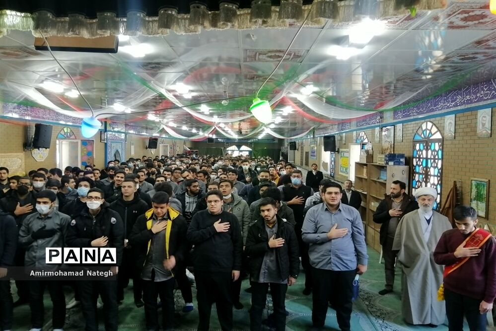 مراسم میلاد حضرت علی (ع) در دبیرستان ۱۷ شهریور