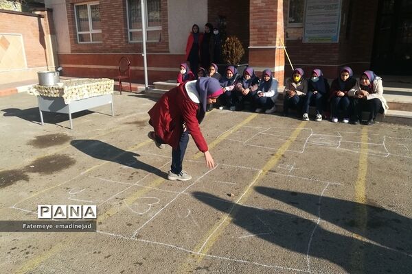 برگزاری بازی‌های محلی در دبستان برکت رودهن