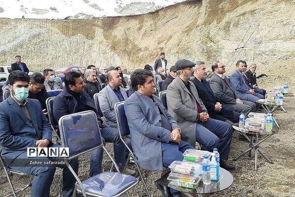 آیین خشت‌گذاری مدرسه ۱۴ کلاسه خیرساز زنده یاد کیقباد علی یوسفی در شهر رودهن