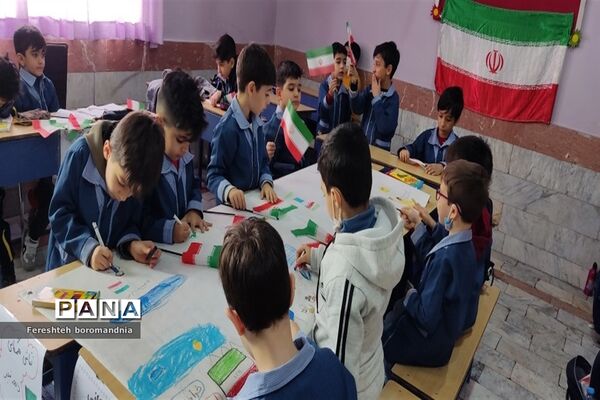 نقاشی همگانی و پویش سرود ملی در دبستان نیکان ملارد