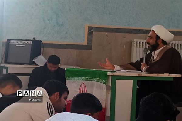 جشن میلاد حضرت امام محمد تقی(ع) و حضرت علی اصغر (ع)در دبیرستان شهید علی تات شهر جوادآباد