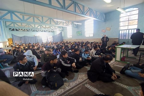 جشن میلاد حضرت امام محمد تقی(ع) و حضرت علی اصغر (ع)در دبیرستان شهید علی تات شهر جوادآباد