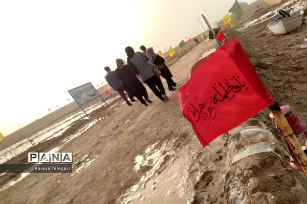 بازدید دختران دانش‌آموز شهرستان قرچک، از منطقه جنگی شلمچه و اروند رود