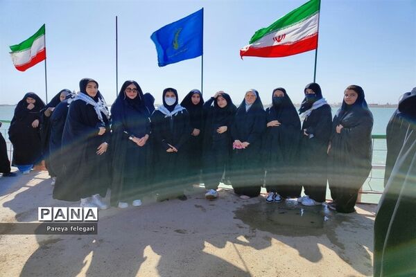 بازدید دختران دانش‌آموز شهرستان قرچک، از منطقه جنگی شلمچه و اروند رود