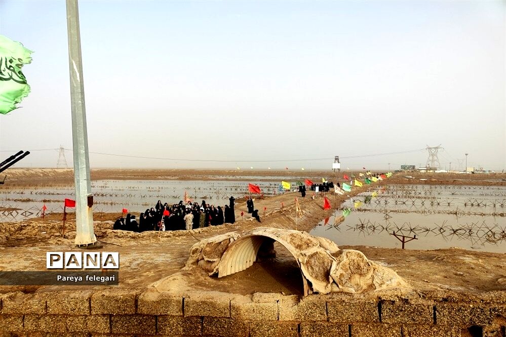 بازدید دختران دانش‌آموز شهرستان قرچک، از منطقه جنگی شلمچه و اروند رود