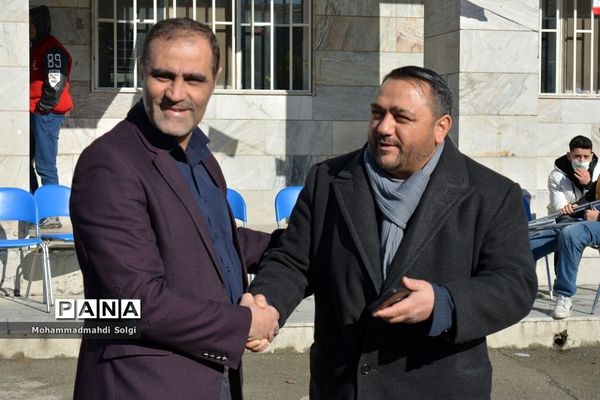 به صدا در آمدن زنگ انقلاب و آغاز چهل و چهارمین سالگرد پیروزی انقلاب اسلامی