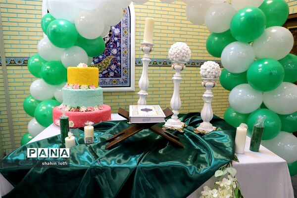 برگزاری جشن تکلیف دانش‌آموزان پسر در مسجد النبی کرمانشاه