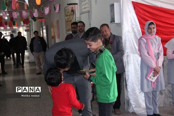 جشن روز پدر در اداره آموزش و پرورش تربت جام