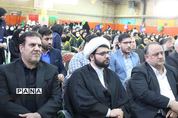 زنگ انقلاب در مدارس کرمانشاه همزمان با سراسر کشور نواخته شد