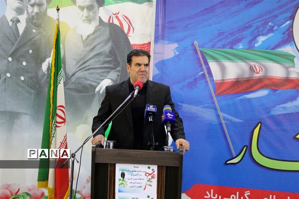 زنگ انقلاب در مدارس کرمانشاه همزمان با سراسر کشور نواخته شد