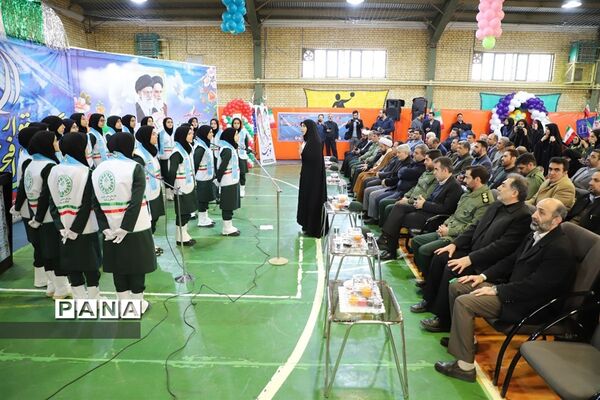 زنگ انقلاب در مدارس کرمانشاه همزمان با سراسر کشور نواخته شد