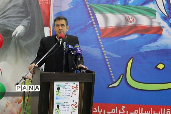 زنگ انقلاب در مدارس کرمانشاه همزمان با سراسر کشور نواخته شد