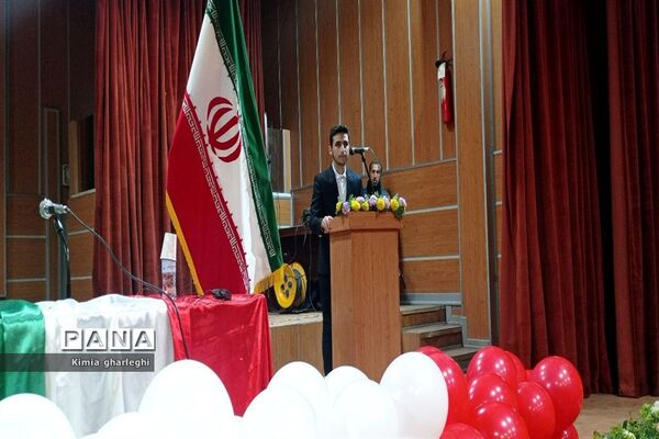 همایش بصیرت افزایی سیاسی و تبیین چرایی عفاف و حجاب در قرچک