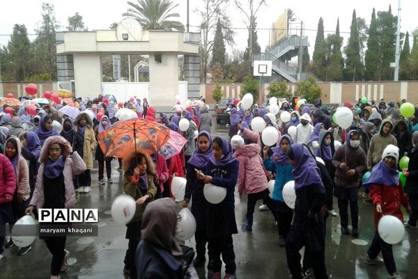 نواخته شدن زنگ انقلاب در دبستان‌های ناحیه 3 شیراز