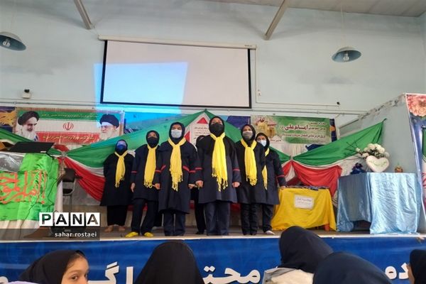 برگزاری اجلاسیه نماز دبیرستان دخترانه شاهد فیض ناحیه 3 شیراز