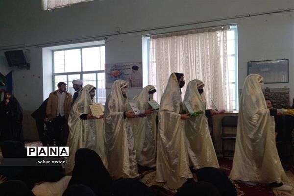 برگزاری اجلاسیه نماز دبیرستان دخترانه شاهد فیض ناحیه 3 شیراز