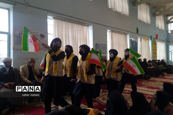 برگزاری اجلاسیه نماز دبیرستان دخترانه شاهد فیض ناحیه 3 شیراز