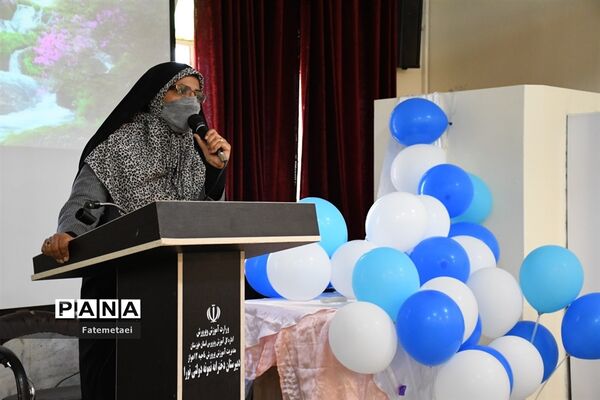 جشن چهل و چهارمین سالگرد پیروزی انقلاب اسلامی در دبیرستان نورا ناحیه ۲ اهواز