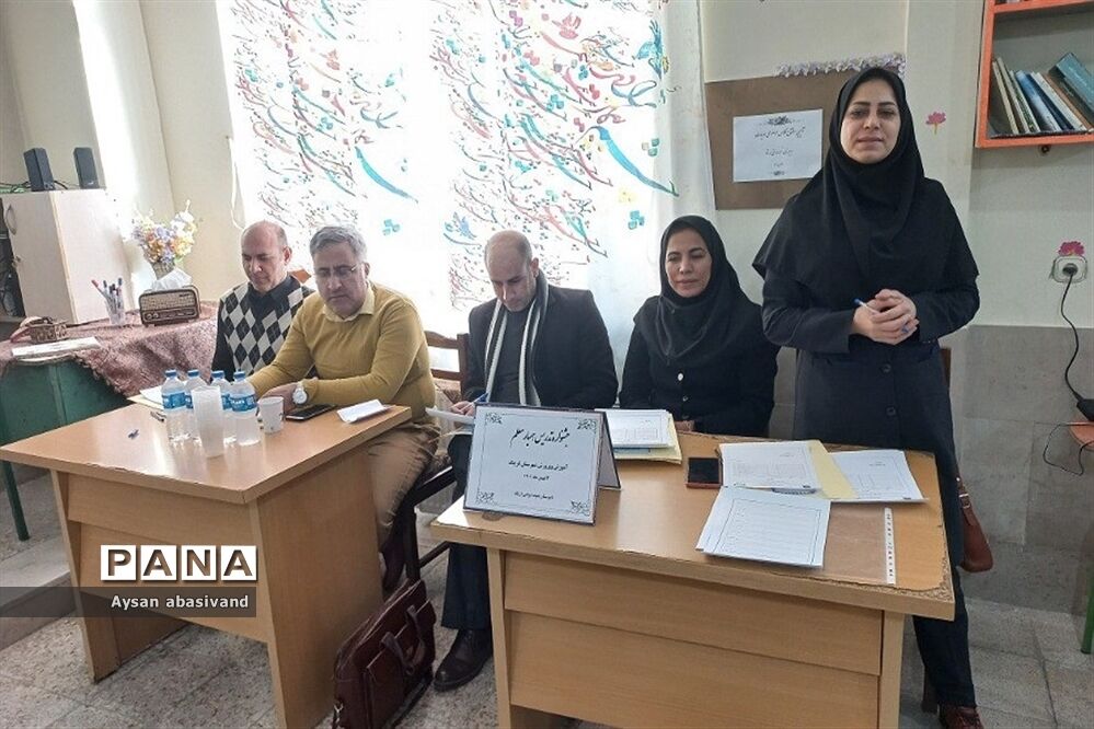 برگزاری جشنواره تدریس همیار معلم در شهرستان قرچک