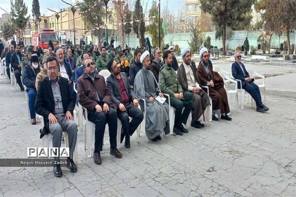 آیین گلباران و عطرافشانی مزار شهدای آستان امامزاده عقیل(ع) اسلامشهر