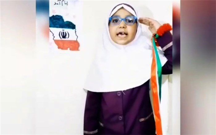 انقلاب و دهه فجر سرفصل تمامی مبانی تربیت تمام‌ساحتی است