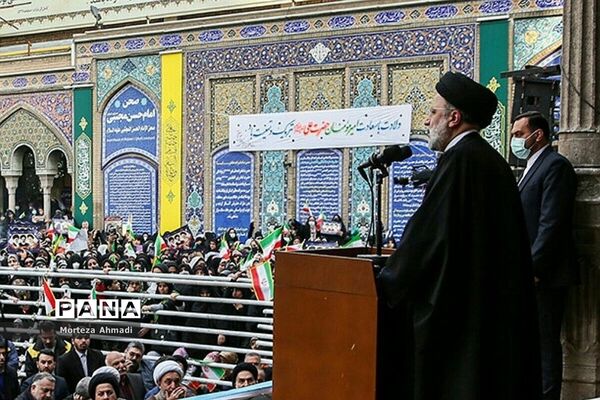 حضور آیت‌اله رئیسی در شهر مذهبی ری