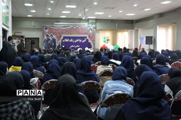 زنگ انقلاب در مدارس شهرستان سمنان نواخته شد