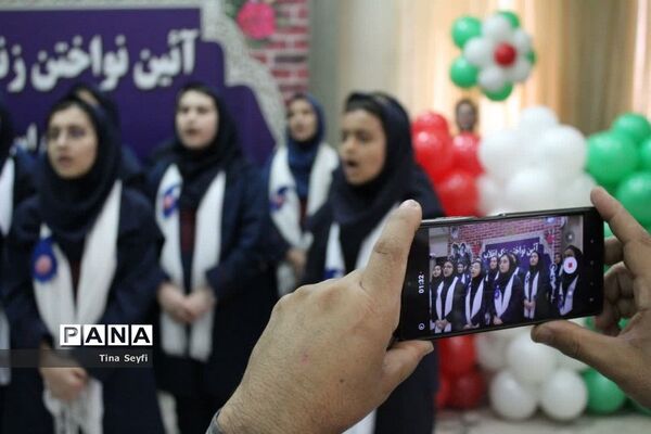 زنگ انقلاب در مدارس شهرستان سمنان نواخته شد