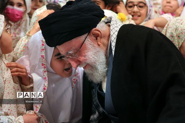 مراسم جشن تکلیف دختران دانش‌آموز به امامت رهبر معظم انقلاب