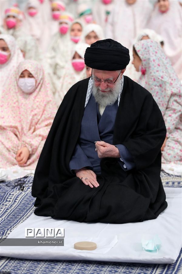 مراسم جشن تکلیف دختران دانش‌آموز به امامت رهبر معظم انقلاب