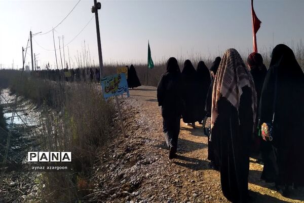حضور دانش‌آموزان قائمشهری در اروندکنار