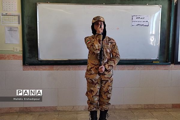 برگزاری دوره عملی نظام جمع در دبیرستان شاهد کوثر شهرستان رباط‌کریم