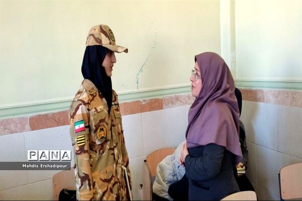 برگزاری دوره عملی نظام جمع در دبیرستان شاهد کوثر شهرستان رباط‌کریم
