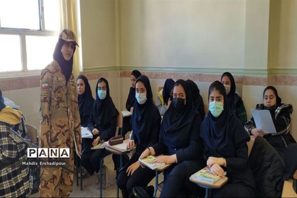 برگزاری دوره عملی نظام جمع در دبیرستان شاهد کوثر شهرستان رباط‌کریم