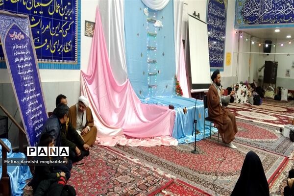 اعتکاف دانش‌آموزی در تربت‌جام