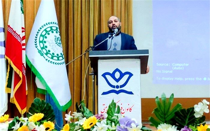 برنامه‌های دهه فجر تا پایان بهمن ماه تداوم یابد
