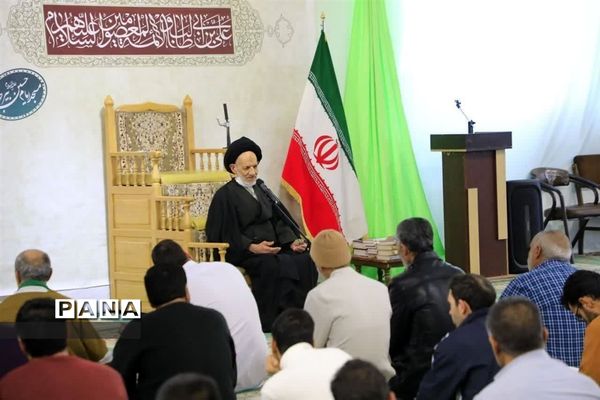 دیدار حجت الاسلام و المسلمین حاج عبادی نماینده ولی فقیه با معتکفین بیرجندی