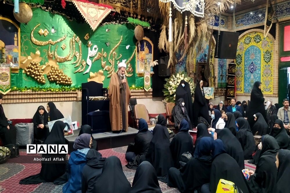 اعزام کاروان دانش‌آموزان دختر منطقه ۱۴ به اردوی راهیان نور